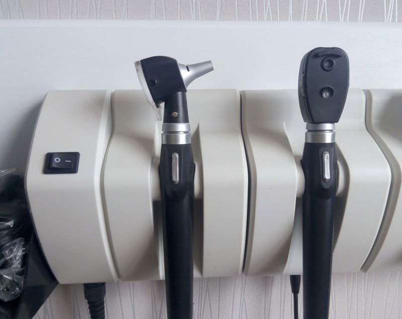 2025 Zestaw diagnostyczny lary – Otoscope Ophthalmoscope Set recenzja i cena